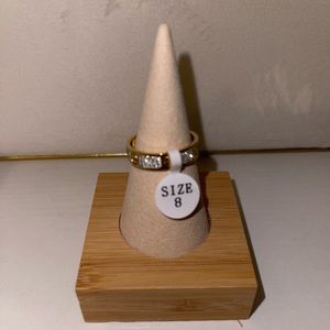 Size 8 gold plated ring. Brand new.